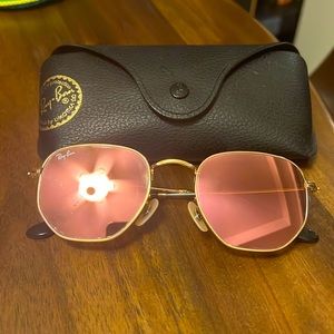 Ray ban, hexagonal flat lenses in Copper mirror and Gold.